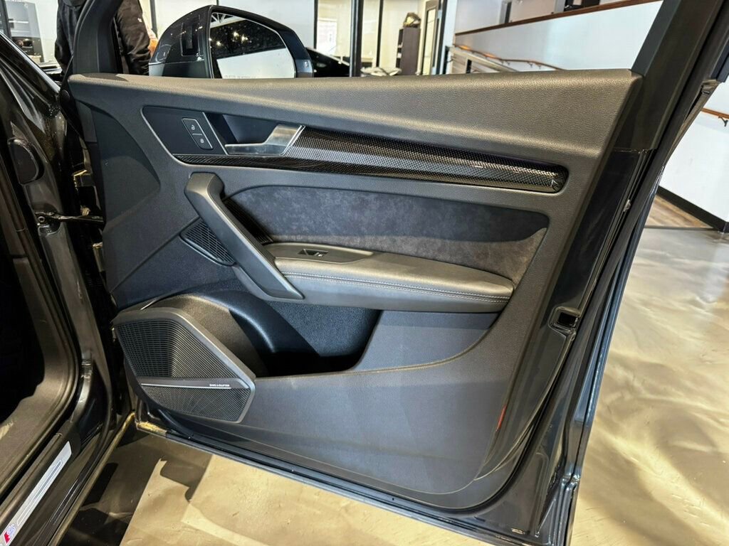 Used 2019 Audi SQ5 Prestige AWD/4WD image 23