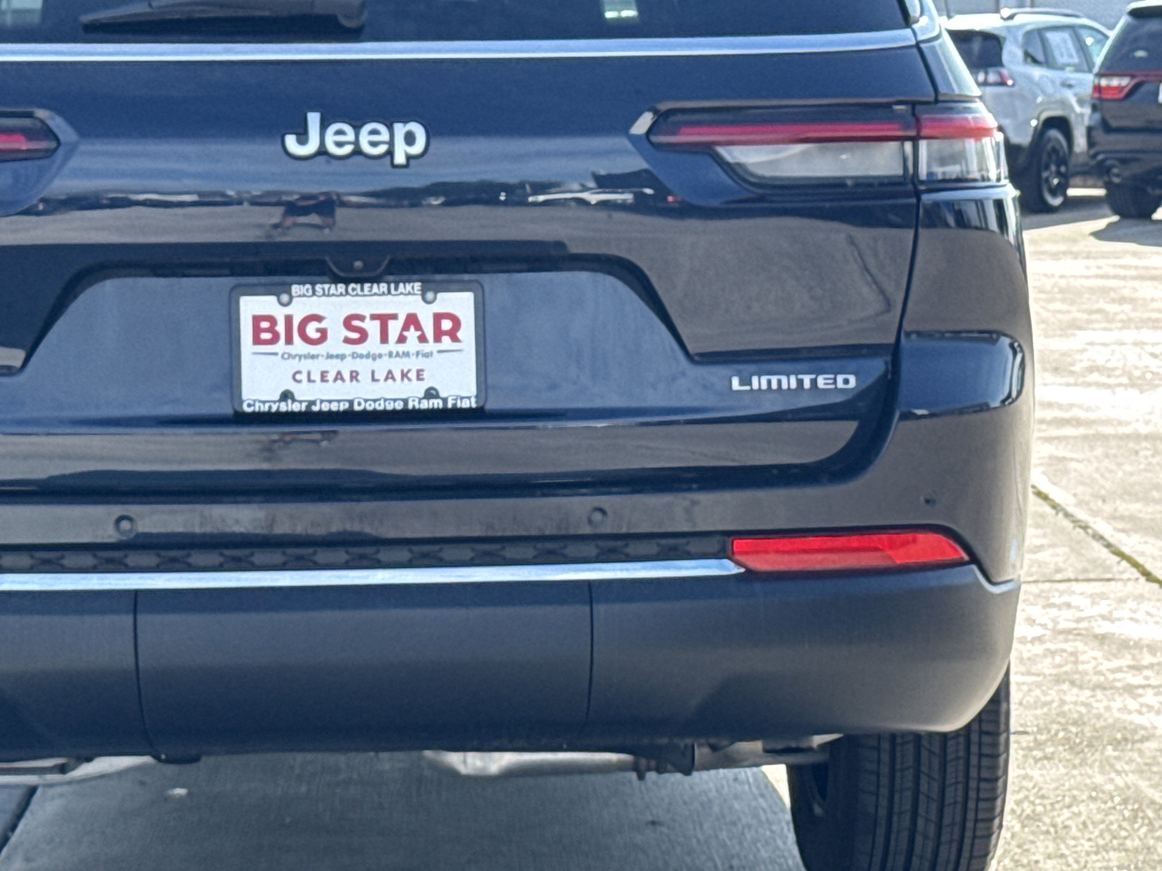 Used 2024 Jeep Grand Cherokee L Limited image 11