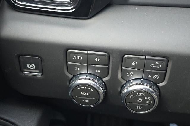 New 2026 GMC Sierra 2500 AT4 image 30