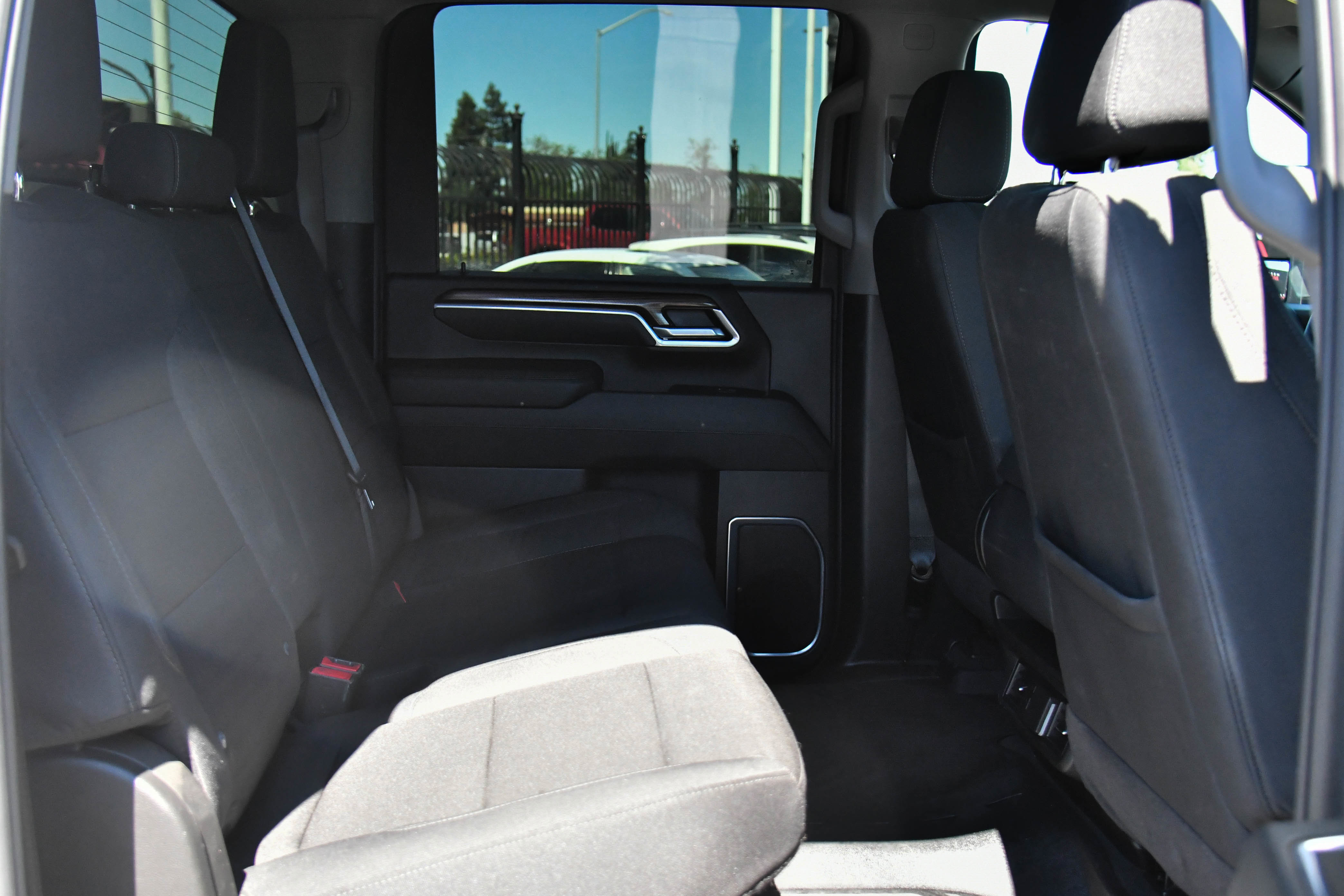 Used 2025 Chevrolet Silverado 2500 LT AWD/4WD image 45