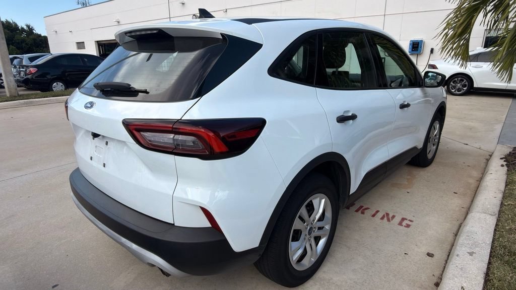 Used 2023 Ford Escape FWD image 10