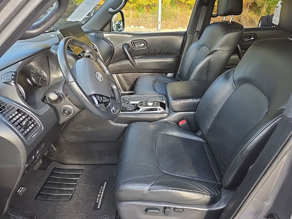 Used 2023 Nissan Armada SL w/ Midnight Edition Package image 11