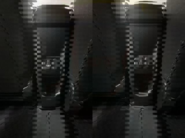 Certified 2020 GMC Canyon SLE w/ Driver Alert Package image 20