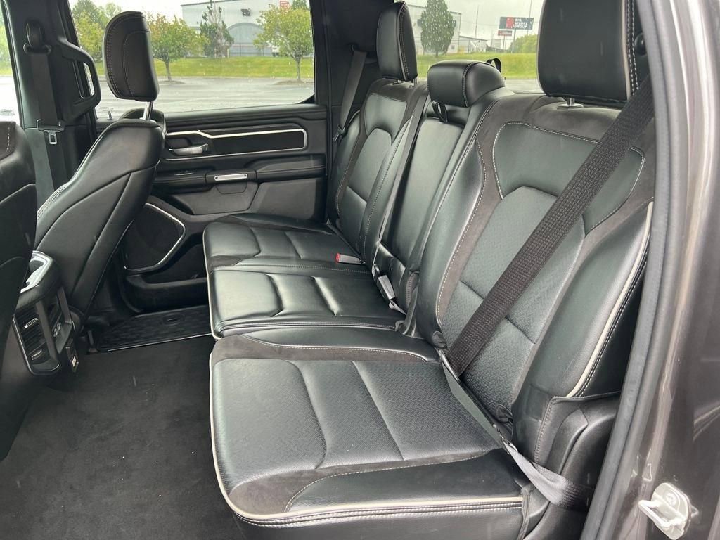Used 2024 RAM 1500 Laramie image 24