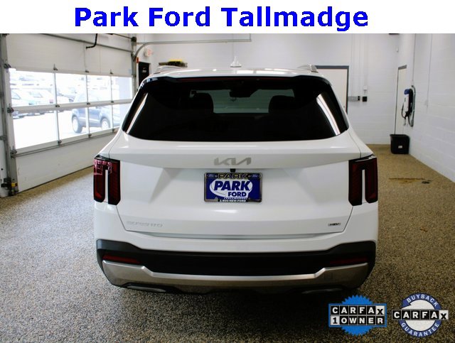 Used 2025 Kia Sorento SX Prestige image 4
