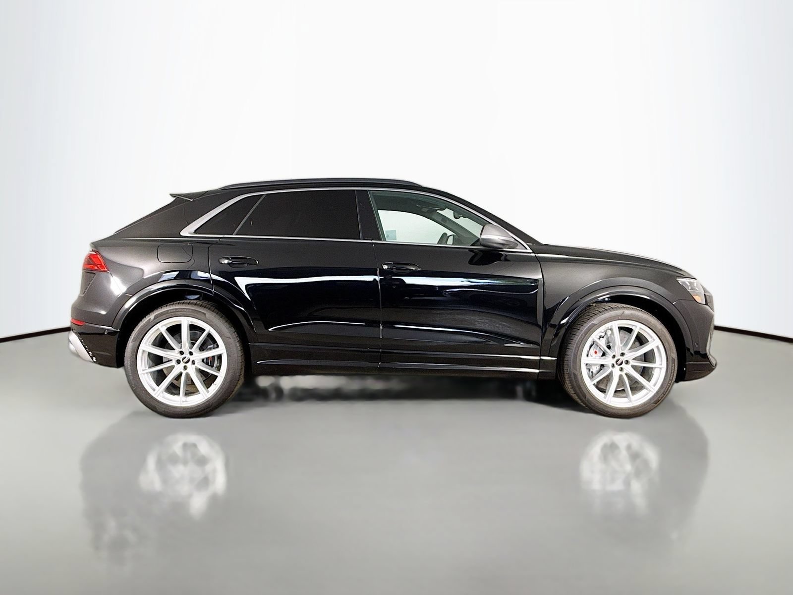 New 2026 Audi RS Q8 performance AWD/4WD image 8