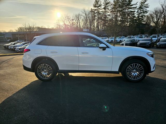 Certified 2026 Mercedes-Benz GLC 300 4MATIC image 9
