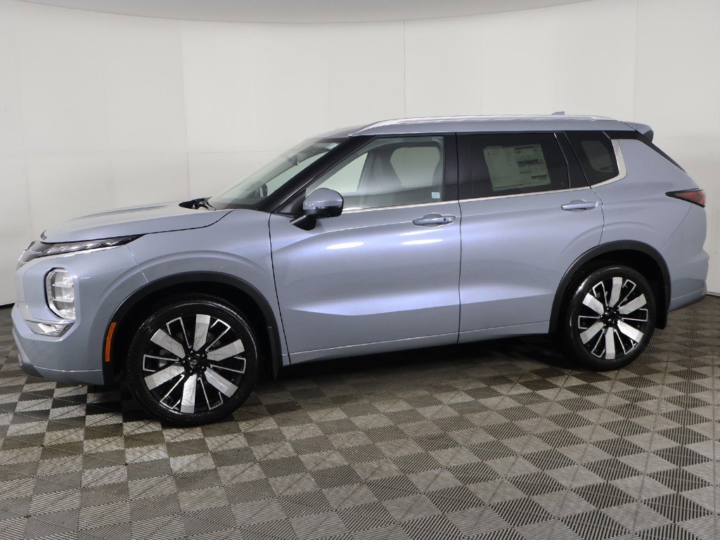 New 2026 Mitsubishi Outlander SEL image 22