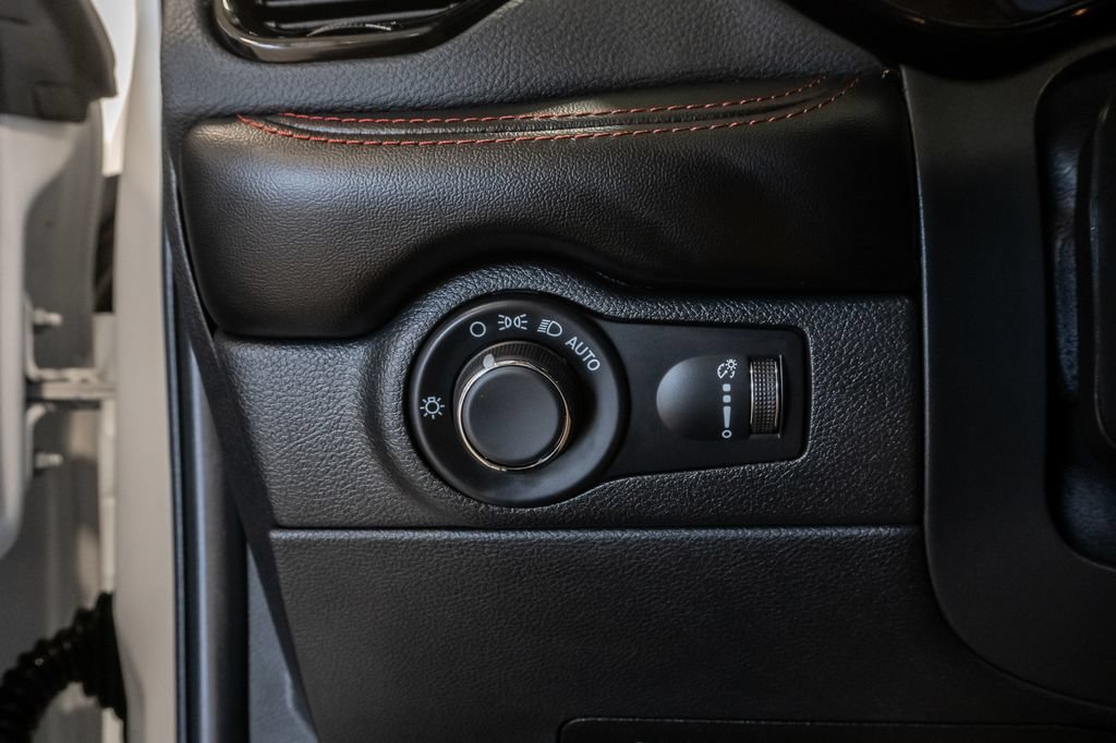 Used 2026 Dodge Durango GT AWD/4WD image 14