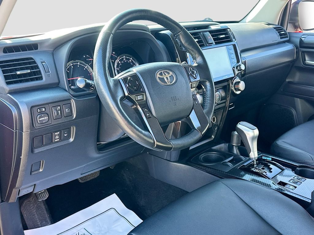 Used 2024 Toyota 4Runner TRD Off-Road Premium image 9