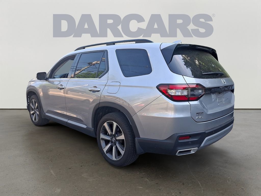 Used 2025 Honda Pilot Elite image 4