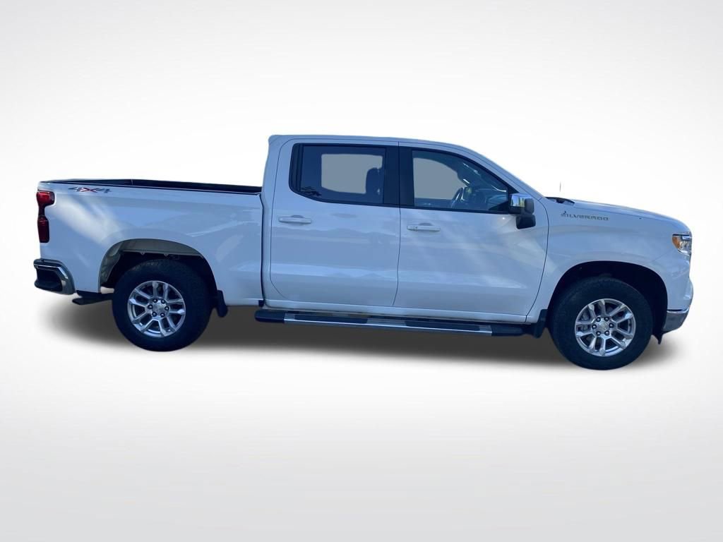 Used 2023 Chevrolet Silverado 1500 LT AWD/4WD image 8
