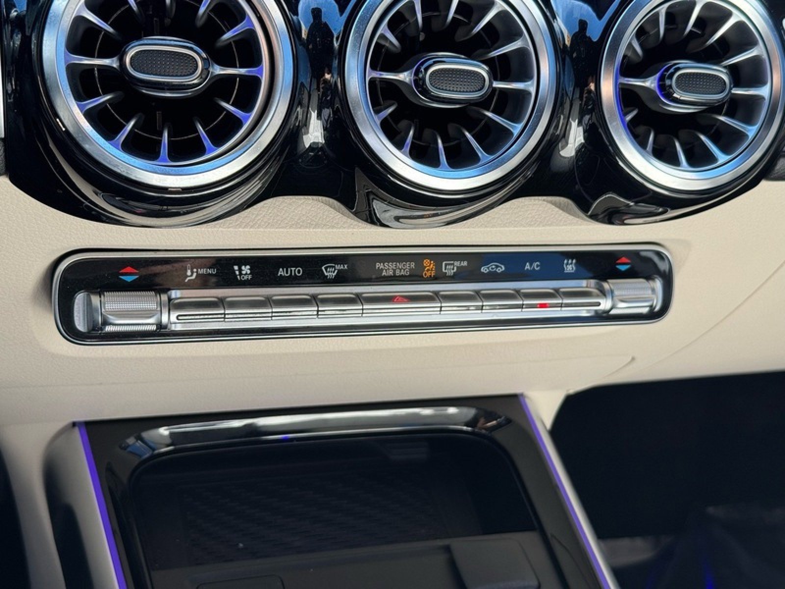 New 2023 Mercedes-Benz EQB 300 4MATIC image 31