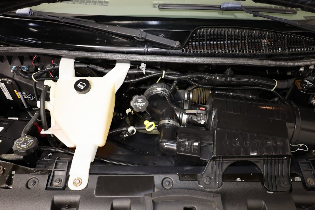 Used 2016 GMC Savana 2500 RWD image 36