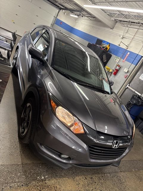 Used 2018 Honda HR-V EX image 3