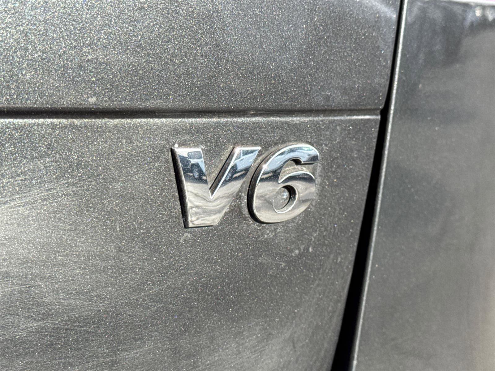 Used 2013 Volkswagen Touareg Lux image 14