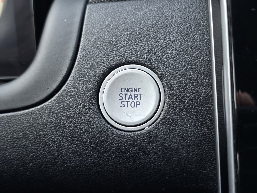 Used 2023 Hyundai Tucson Limited w/ Winter Package image 30