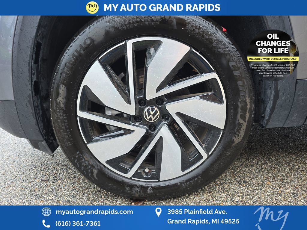 Used 2025 Volkswagen Atlas SE AWD/4WD image 39