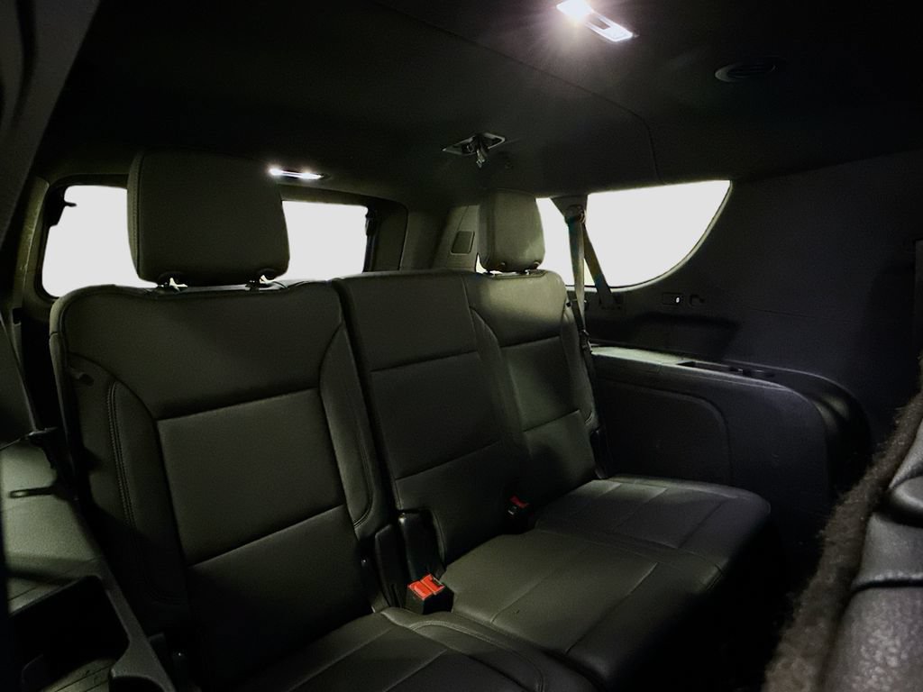Used 2024 Chevrolet Suburban LT AWD/4WD image 28