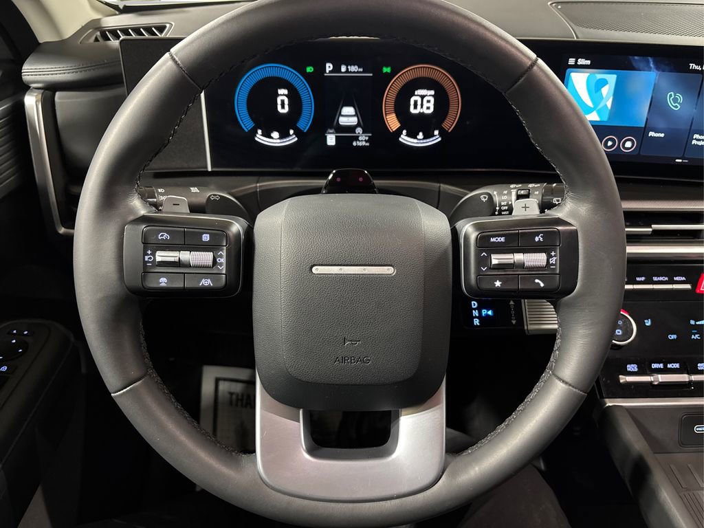 Used 2025 Hyundai Santa Fe SEL image 24