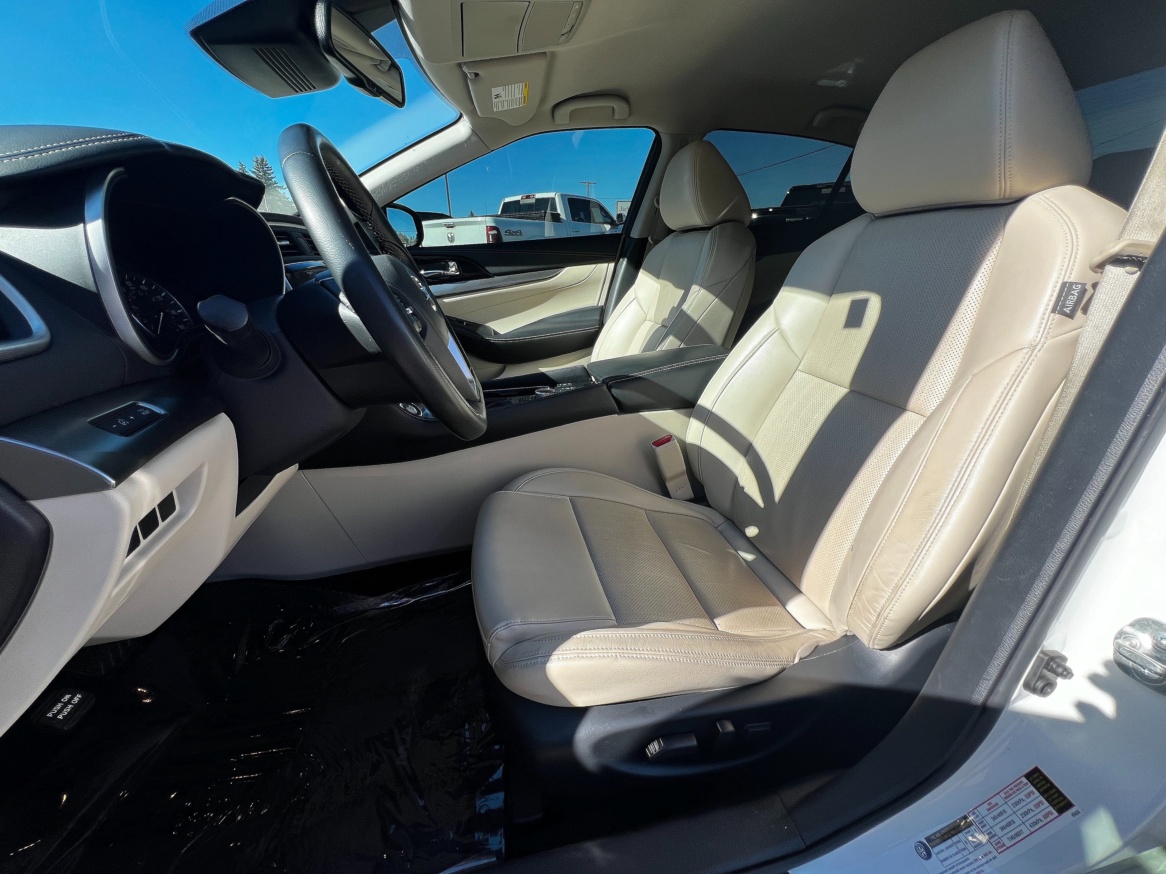 Used 2020 Nissan Maxima 3.5 SV w/ Floor Mat Group image 14