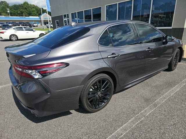 Used 2023 Toyota Camry XSE FWD image 9