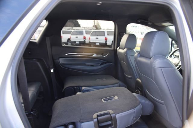 Used 2022 Buick Enclave Premium image 30
