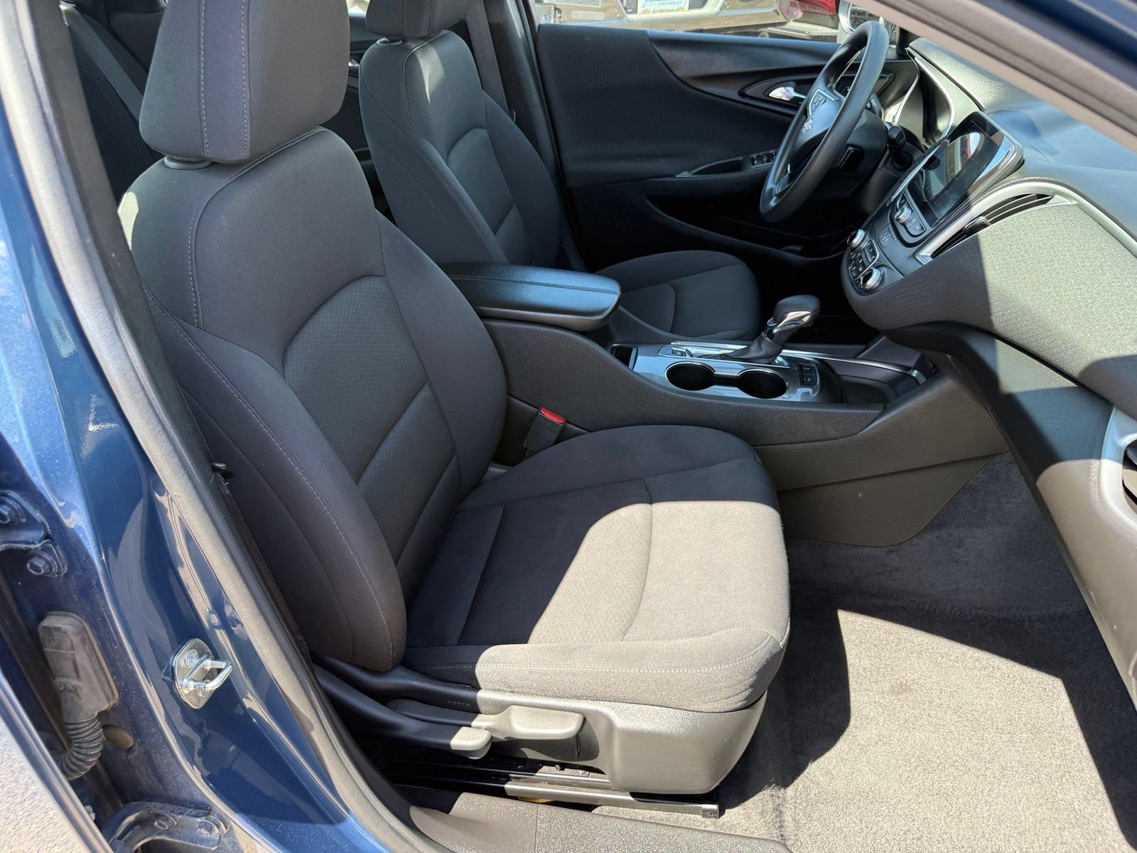 Used 2024 Chevrolet Malibu LT FWD image 30
