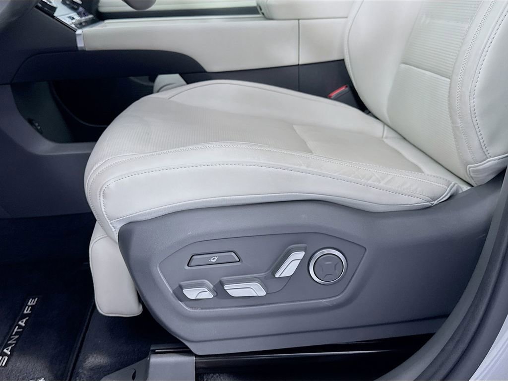 Used 2025 Hyundai Santa Fe Calligraphy image 24