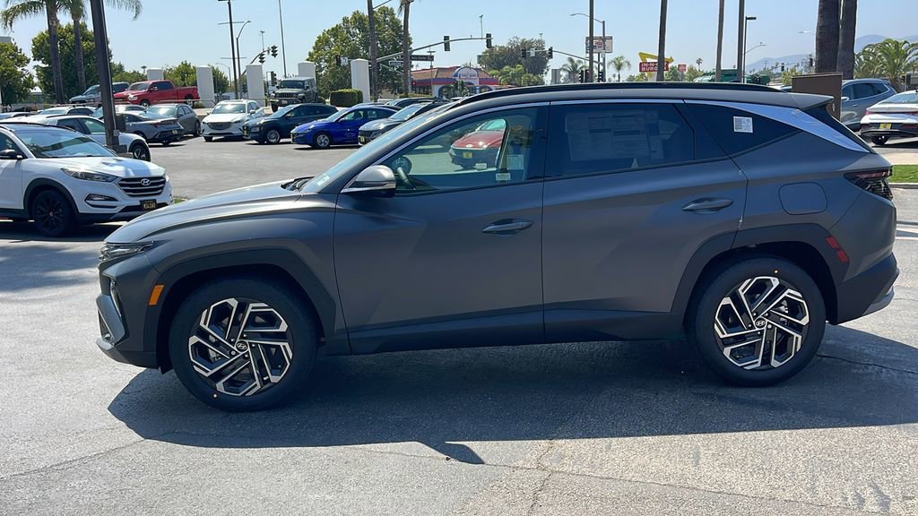 New 2025 Hyundai Tucson Limited image 12