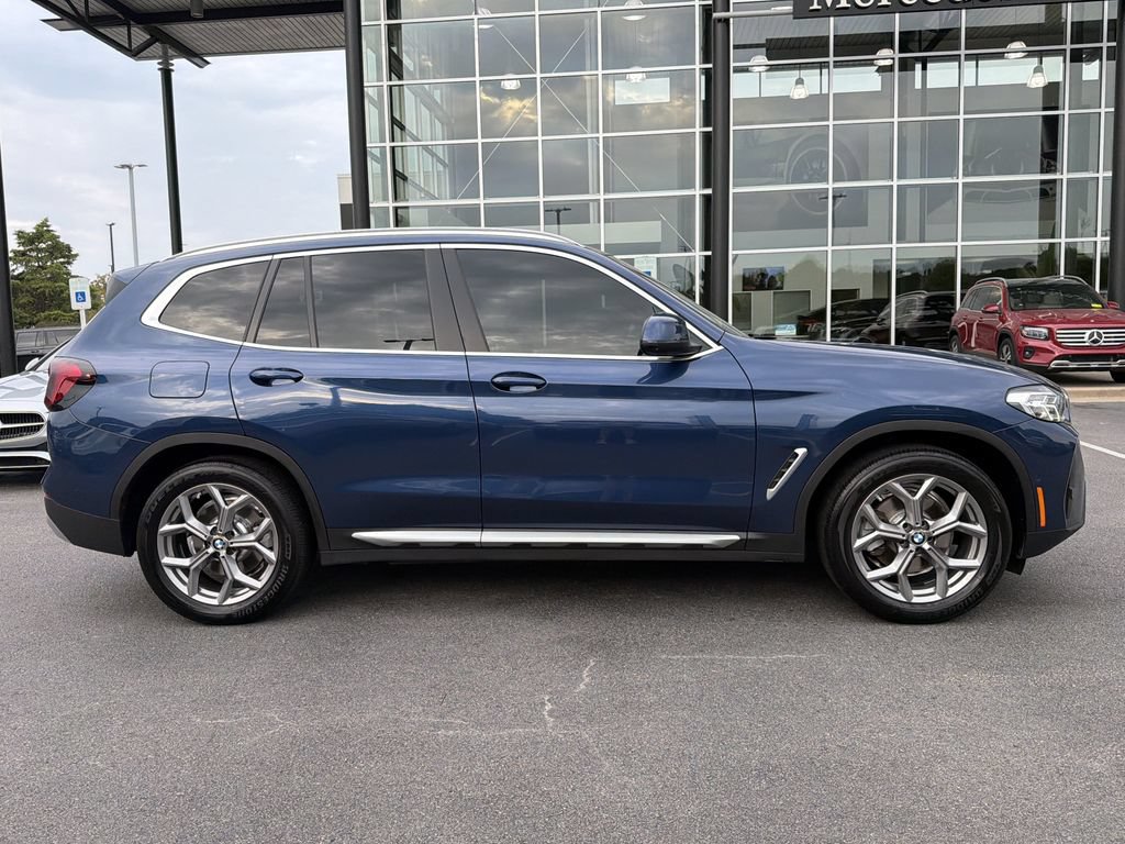 Used 2023 BMW X3 xDrive30i w/ Premium Package AWD/4WD image 2