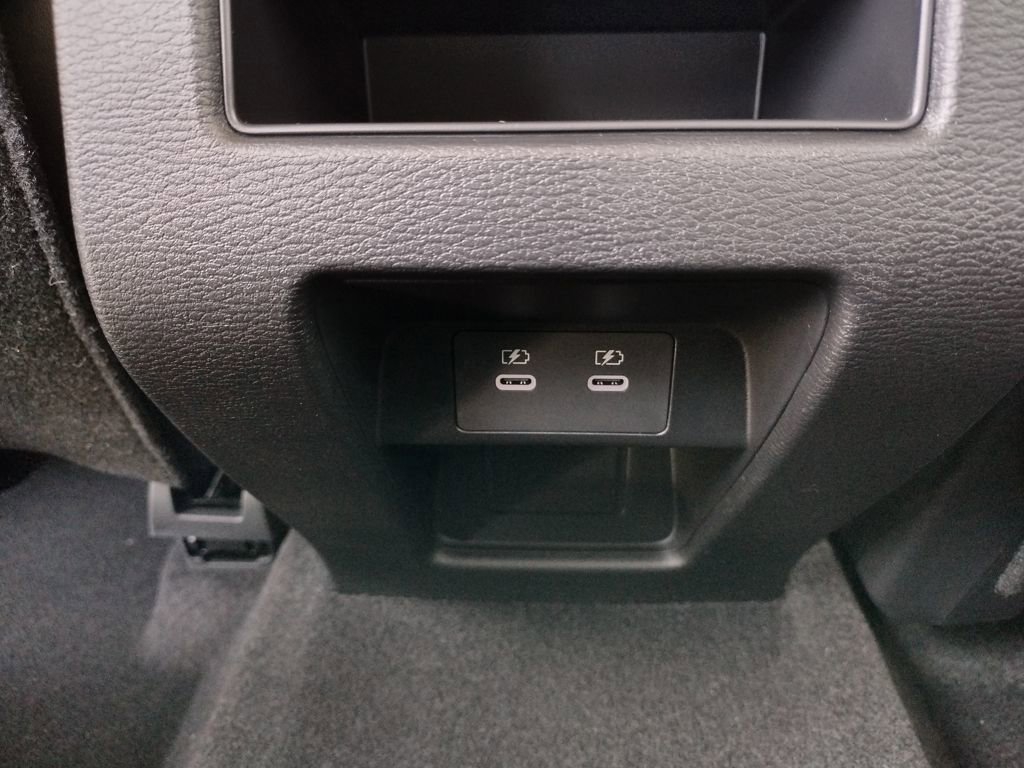 New 2026 Mitsubishi Outlander SE image 25