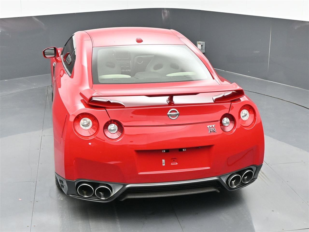 Used 2013 Nissan GT-R Premium AWD/4WD image 25