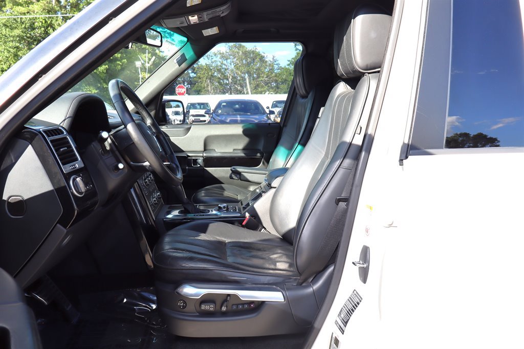 Used 2010 Land Rover Range Rover Supercharged AWD/4WD image 16