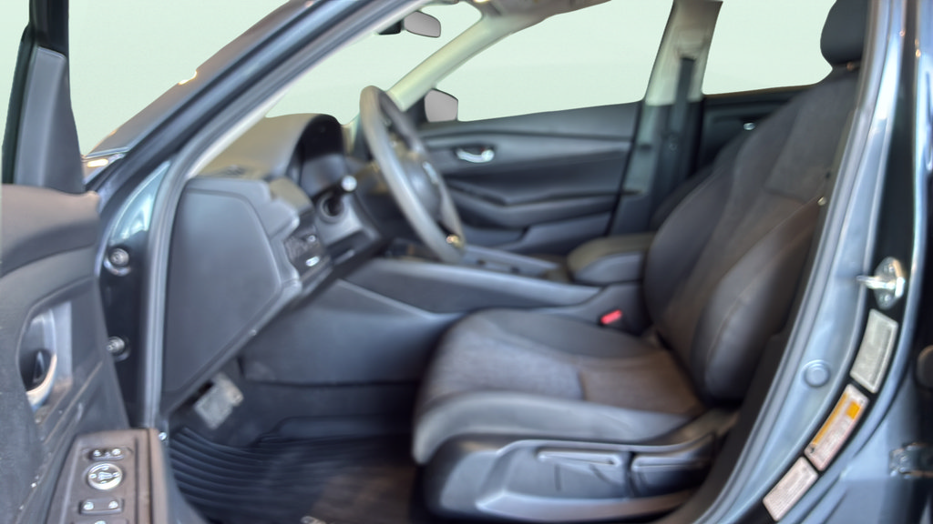 Used 2025 Honda Accord LX image 13