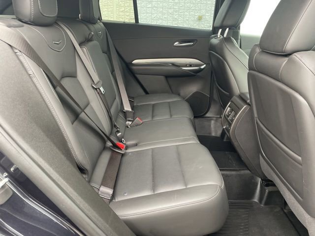 Used 2022 Cadillac XT4 Premium Luxury w/ Enhanced Visibility Package AWD/4WD image 18