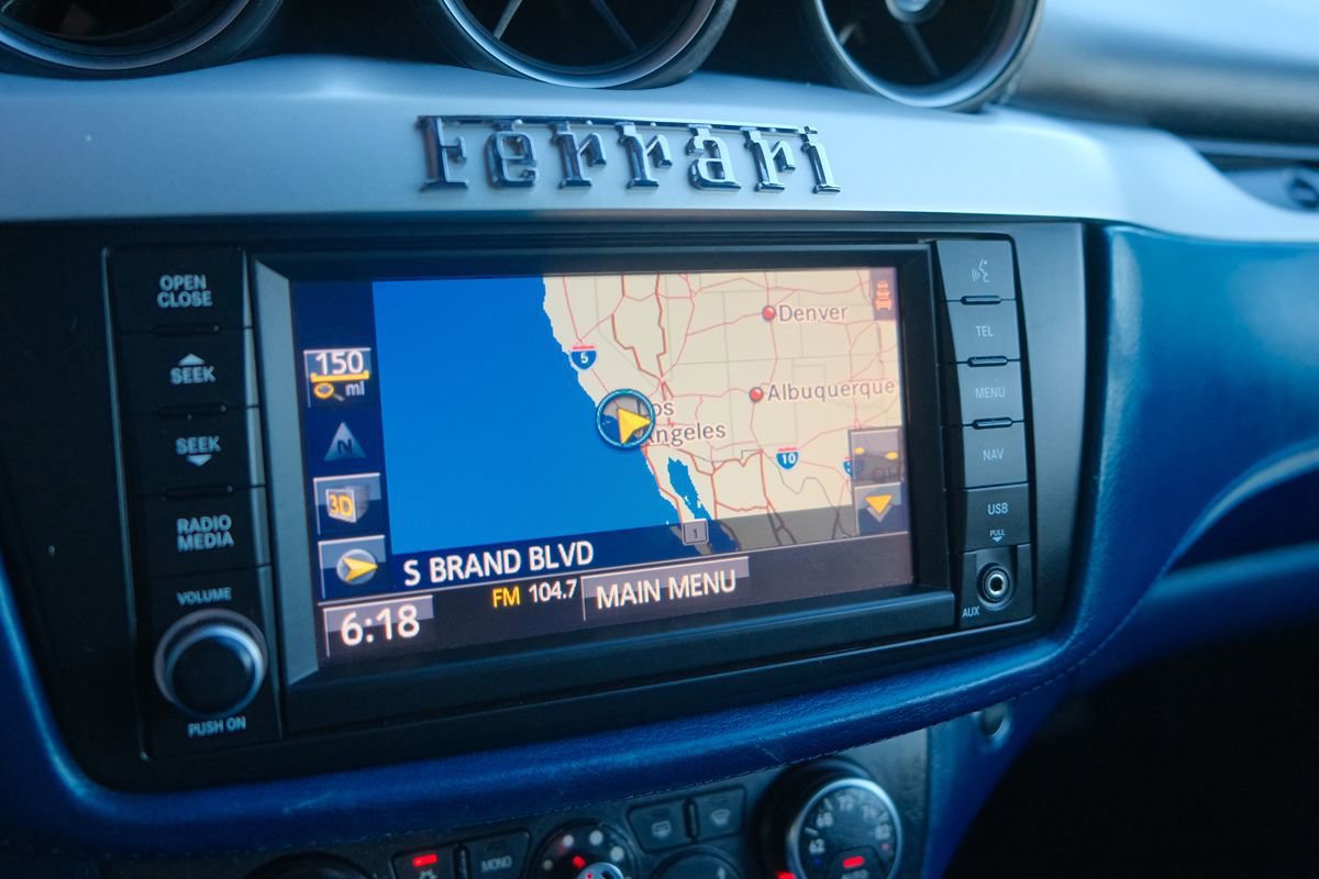 Used 2012 Ferrari FF AWD/4WD image 19
