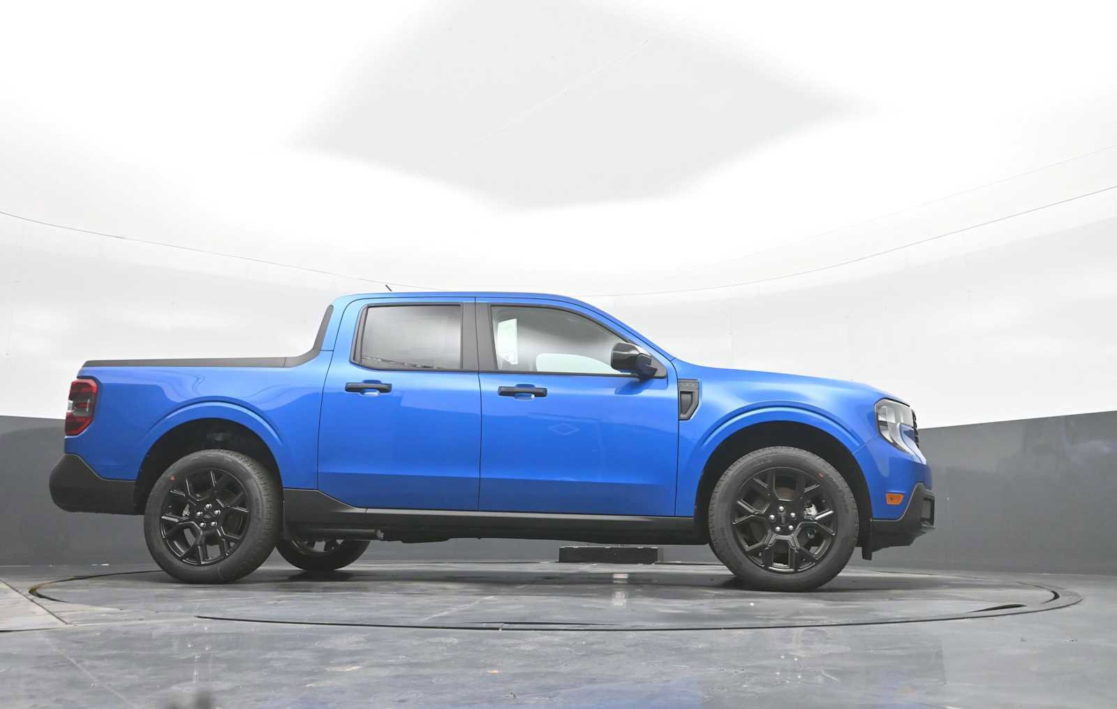 New 2025 Ford Maverick XLT w/ XLT Luxury Package image 25