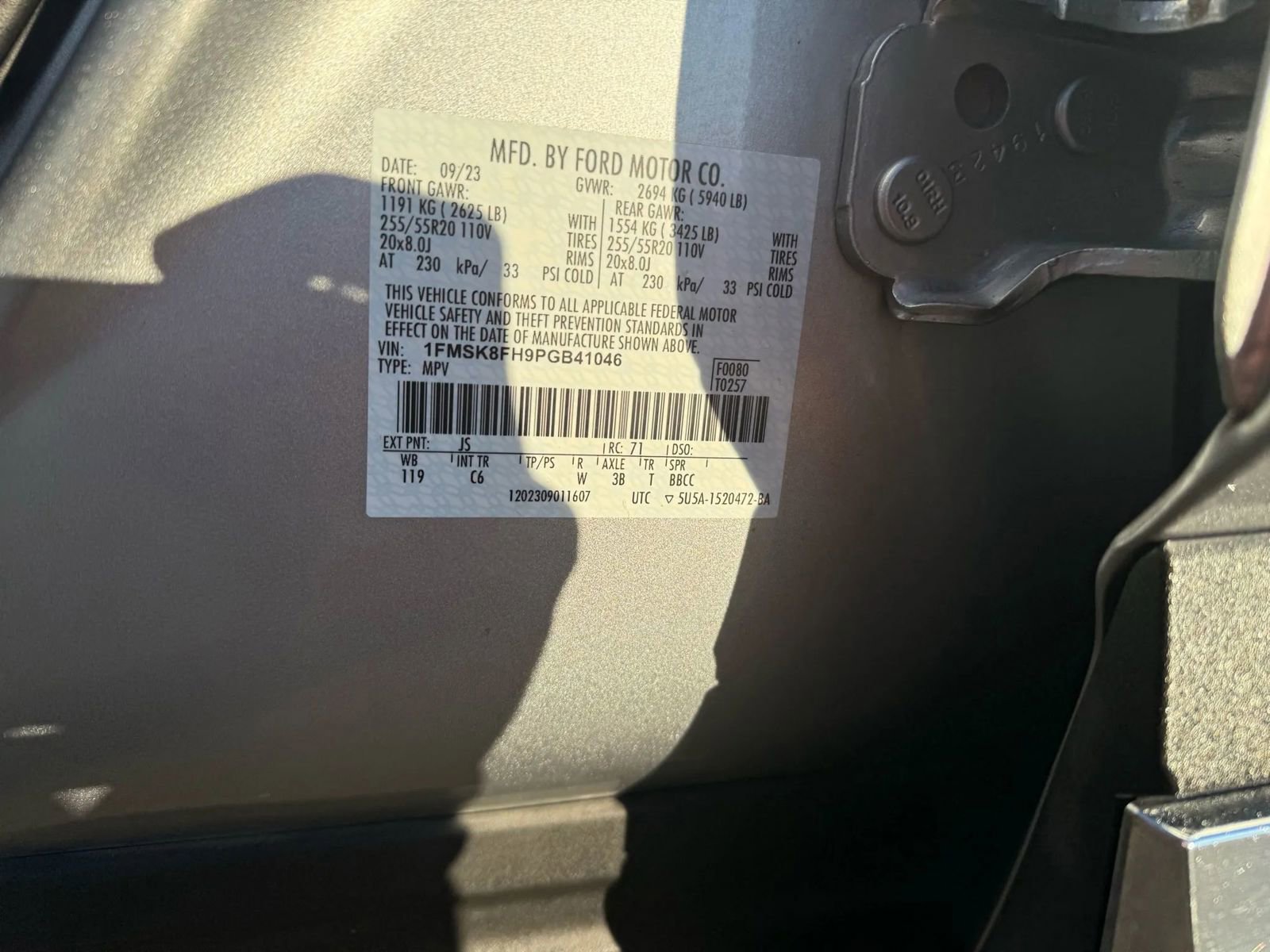 Used 2023 Ford Explorer Limited image 40