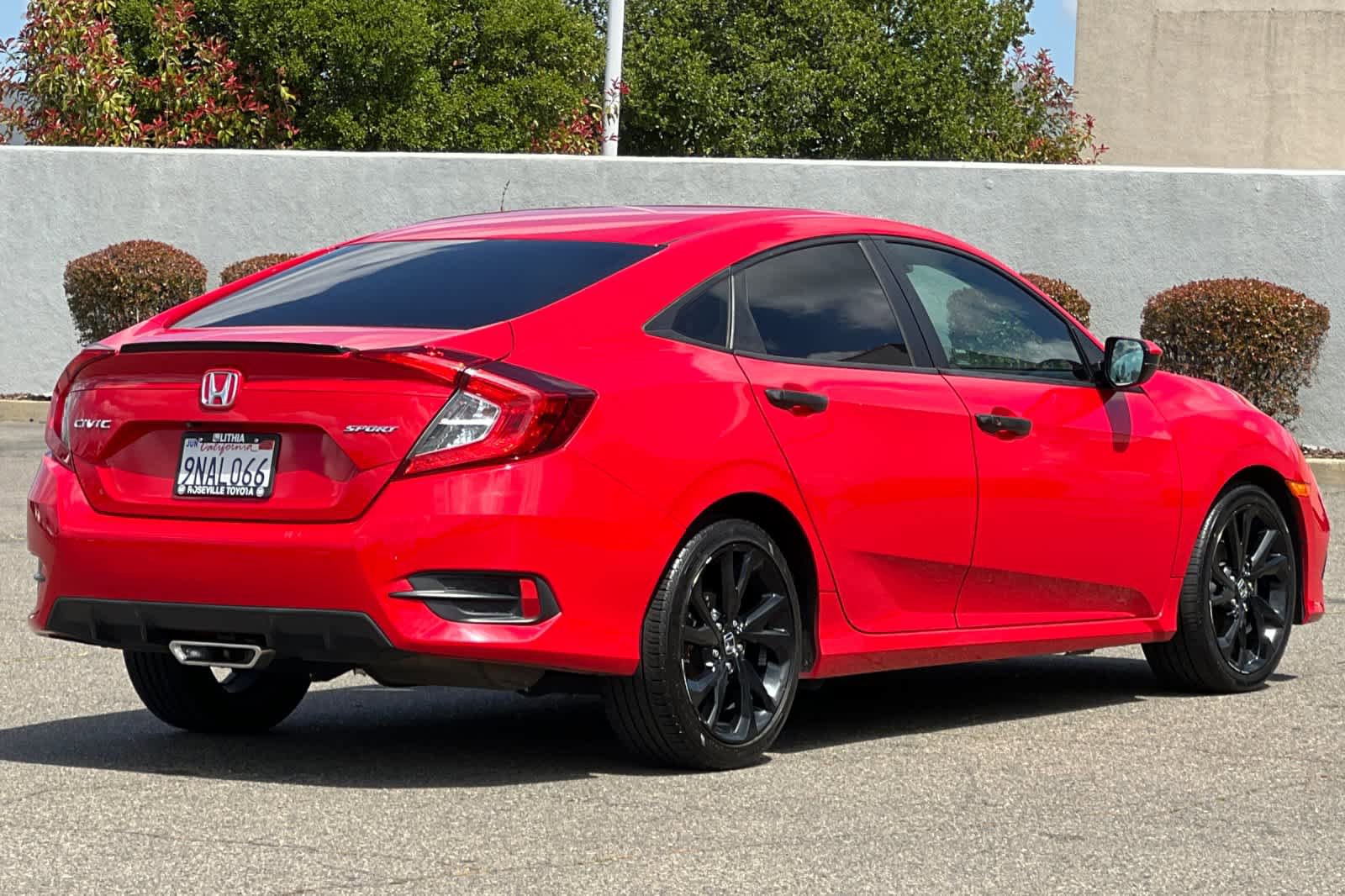 Used 2019 Honda Civic Sport image 2