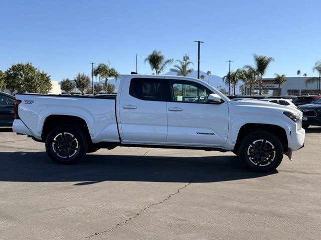 Used 2024 Toyota Tacoma TRD Sport image 4