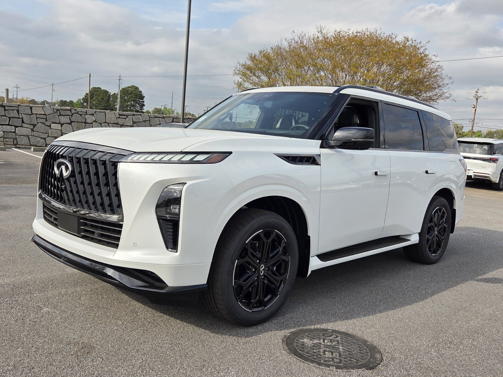 New 2026 INFINITI QX80 4WD image 1