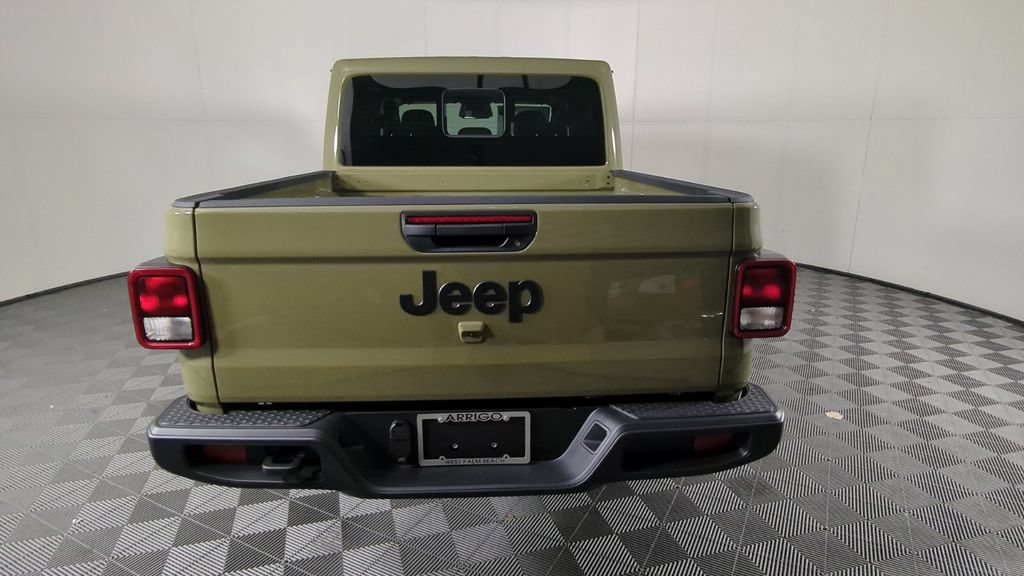 New 2026 Jeep Gladiator Sport AWD/4WD image 6