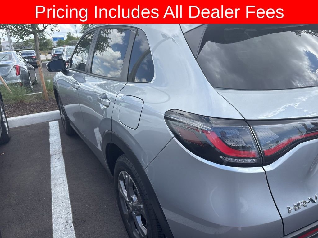 Used 2026 Honda HR-V LX image 5