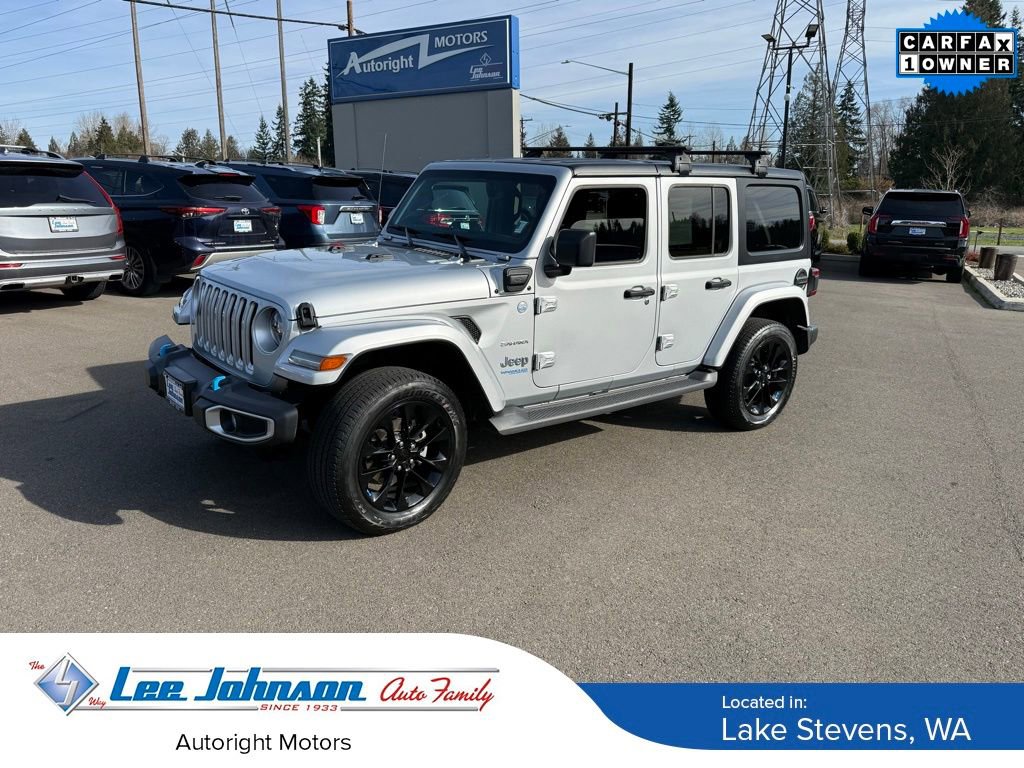 Used 2022 Jeep Wrangler Unlimited Sahara w/ Cold Weather Group AWD/4WD image 1