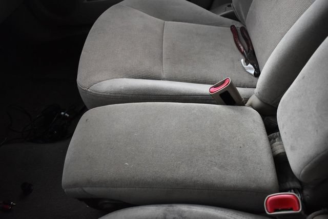 Used 2002 Ford Taurus SES FWD image 13