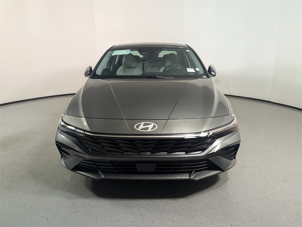 New 2026 Hyundai Elantra Limited w/ Cargo Package image 2