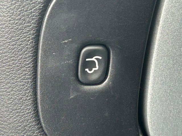 Used 2014 Jeep Cherokee Limited w/ Technology Group AWD/4WD image 33