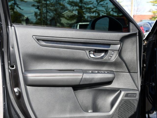 Used 2025 Honda CR-V Sport-L image 14