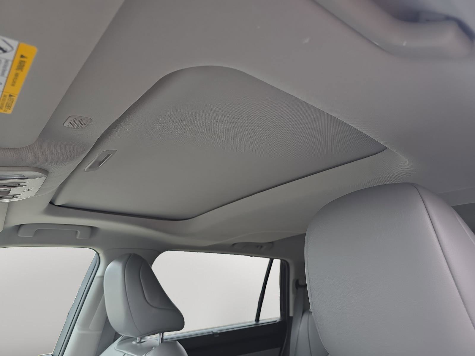 Used 2022 Toyota Highlander XLE image 15